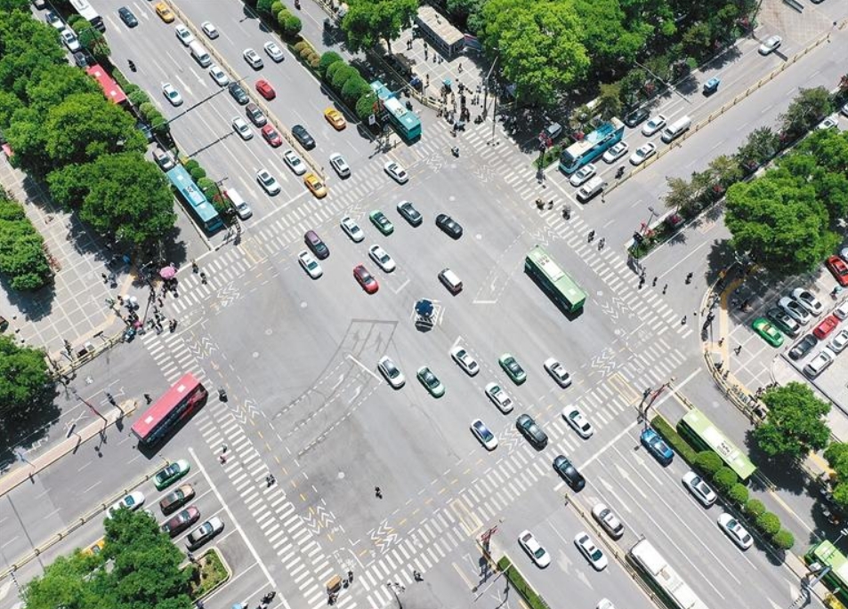 西安:將啟用“網(wǎng)約車識(shí)別碼” 無(wú)碼為非法營(yíng)運(yùn)_網(wǎng)約車牌照_網(wǎng)約車牌照申請(qǐng)_網(wǎng)約車平臺(tái)